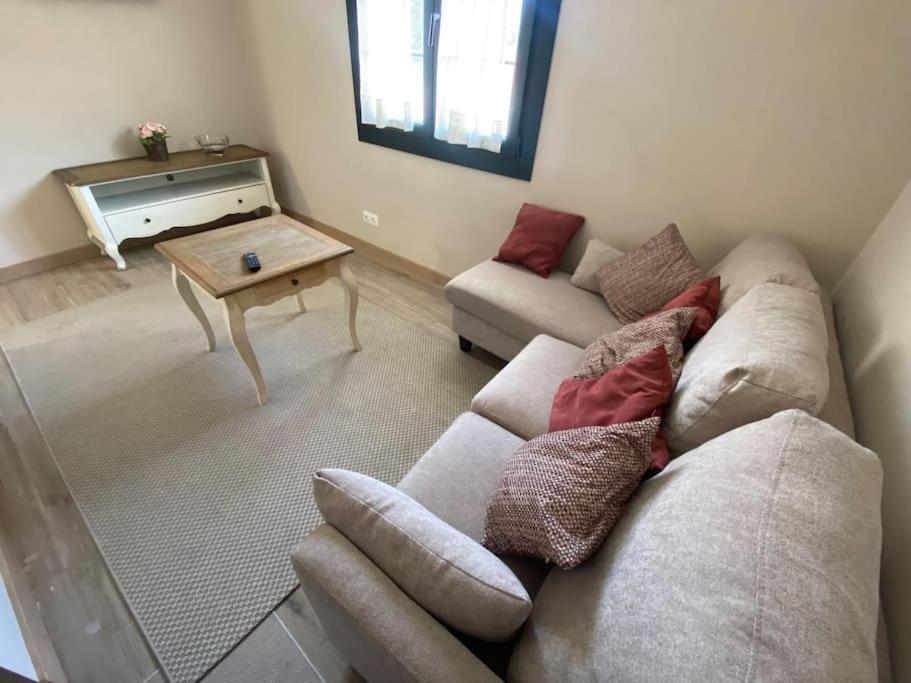Casa En Montealegre Reformada Y Acogedora Sámano Esterno foto