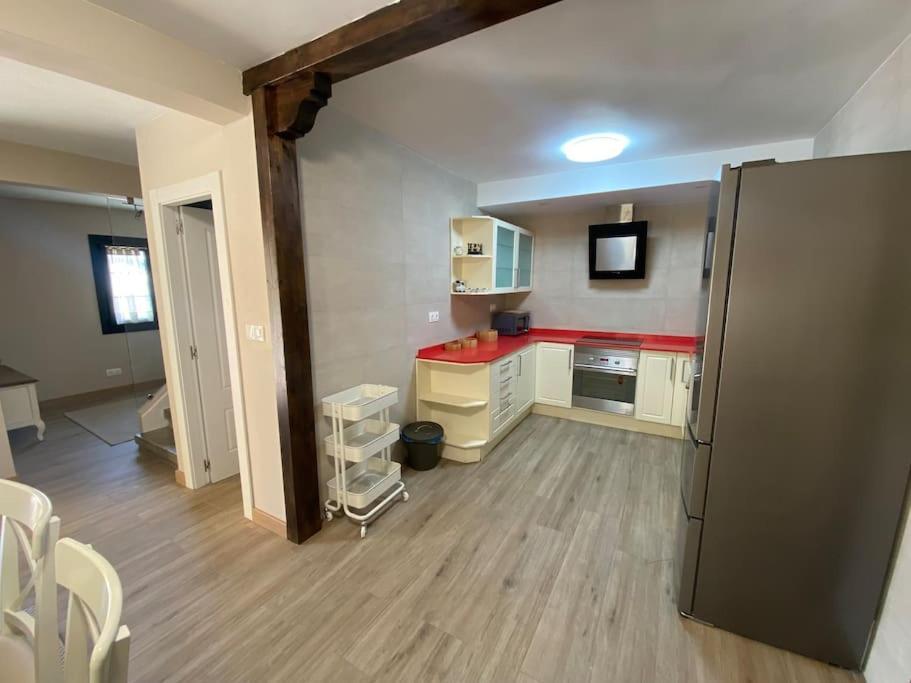 Casa En Montealegre Reformada Y Acogedora Sámano Esterno foto